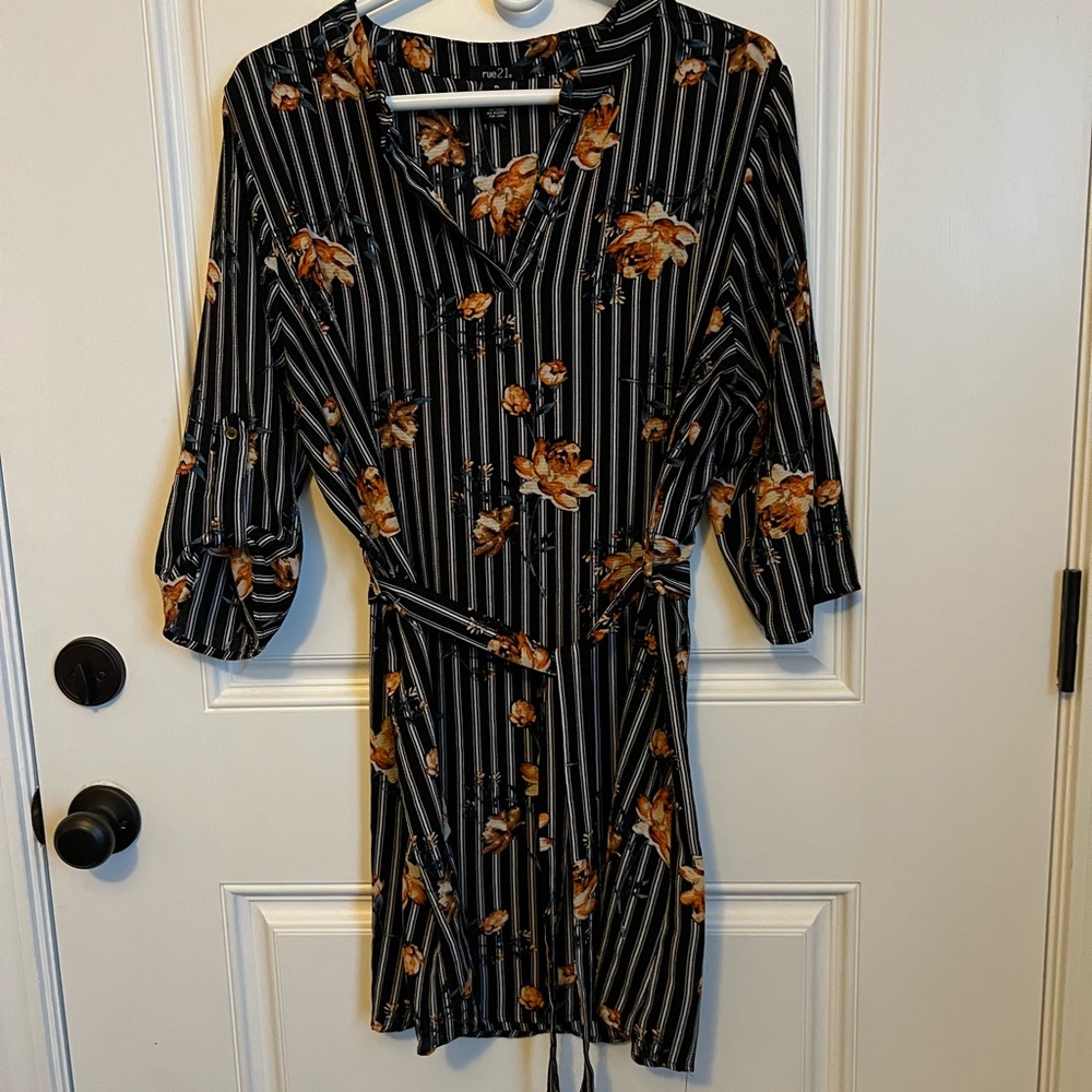 Column style dress- stripes and floral pattern, includes belt